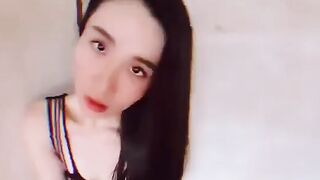 台灣美女老師因為陷入債務危機被迫用身體償還債務 2