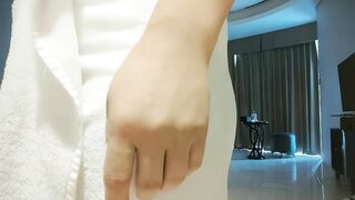 啊太爽了 動不了了我腿酸了 身材豐滿逼毛濃密 洗澡時候控制不住先來幾下 大奶良家輕熟女被無套輸出嬌喘不停