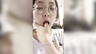 反差婊美女淫亂生活甄選 - 13