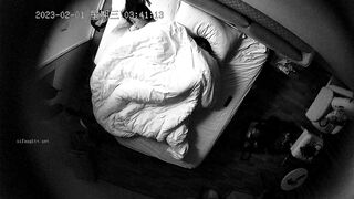 酒店偷拍 網紅模特兒臣服於我的大屌之下 掰開她的逼看看