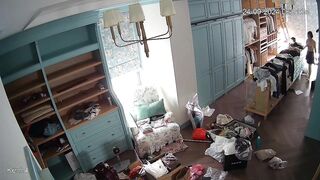 【攝影機偷拍】性癮少婦頻繁自慰 每月高達二十次！！-06