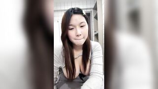 童顏巨乳反差嫩妹裸舞誘惑 晃動大奶特寫展示粉穴2