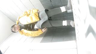 【廁拍】全景前拍 後拍極品小姐姐2