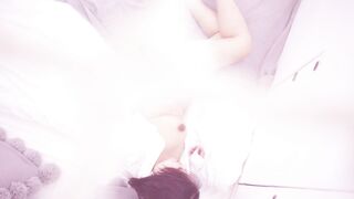 TANG333-一線天女孩