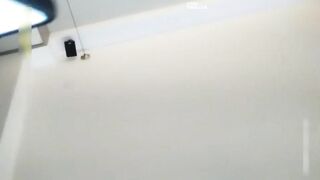 探花哥約戰粉色連衣短裙小姐姐 溫柔時尚 笑容甜美 啪啪後入狂插 大力進出套套被幹破