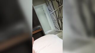 小情侶做愛自拍 嫩妹逼毛濃密 沉浸式享受肉棒抽插的快感