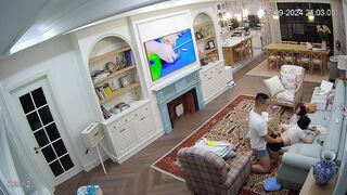 【攝影機偷拍】性癮少婦頻繁自慰 每月高達二十次！！-01