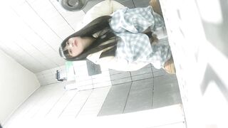 【廁拍】全景前拍 後拍極品小姐姐3