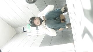 【廁拍】全景前拍 後拍極品小姐姐4