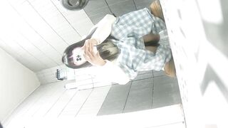 【廁拍】全景前拍 後拍極品小姐姐4