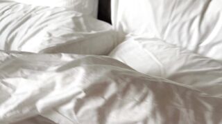 台灣DaisybabyTW 泳池把到大奶正妹！帶回房間無套顏射!