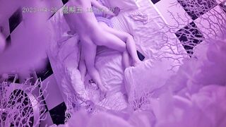 高顏值小情侶完美激情做愛 被全程偷拍毫無察覺2