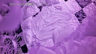 高顏值小情侶完美激情做愛 被全程偷拍毫無察覺2