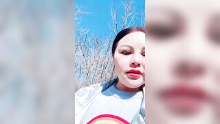 陽光明媚好天氣 小少婦戶外摳逼心癢難耐找了男人野戰 被一頓狂艹內射1