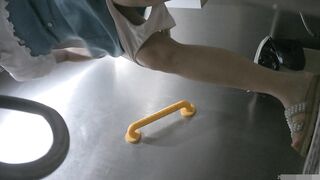 廁拍 大學校園美女 -03