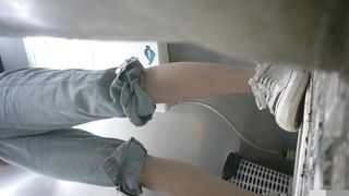 廁拍 大學校園美女 -07